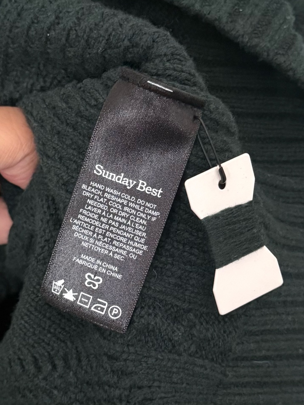 Sunday Best Dark Green Cable Knit V-Neck Cropped Sweater - Picture 5 of 5